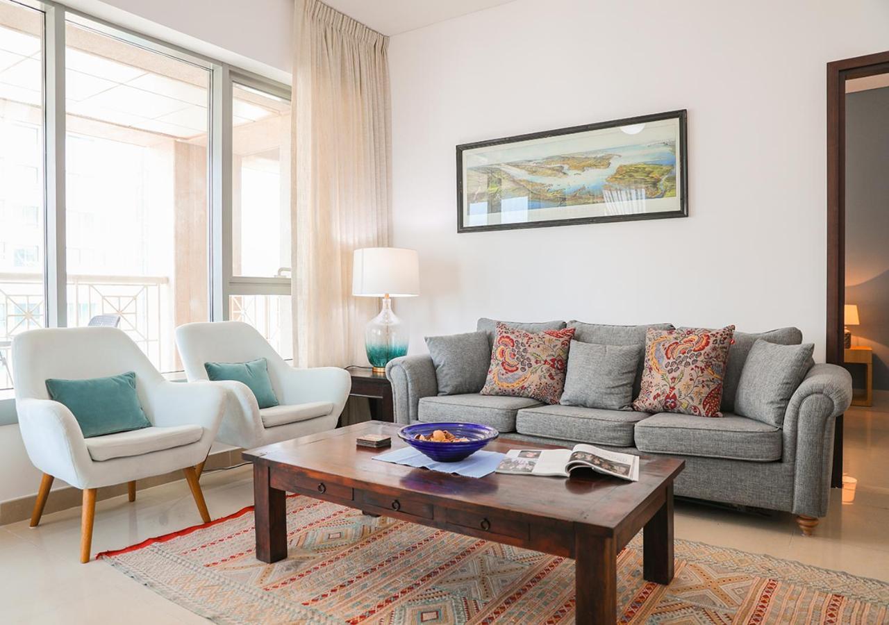 Nasma Luxury Stays - Fancy Apartment With Balcony Near Burj Khalifa Dubai Exteriör bild