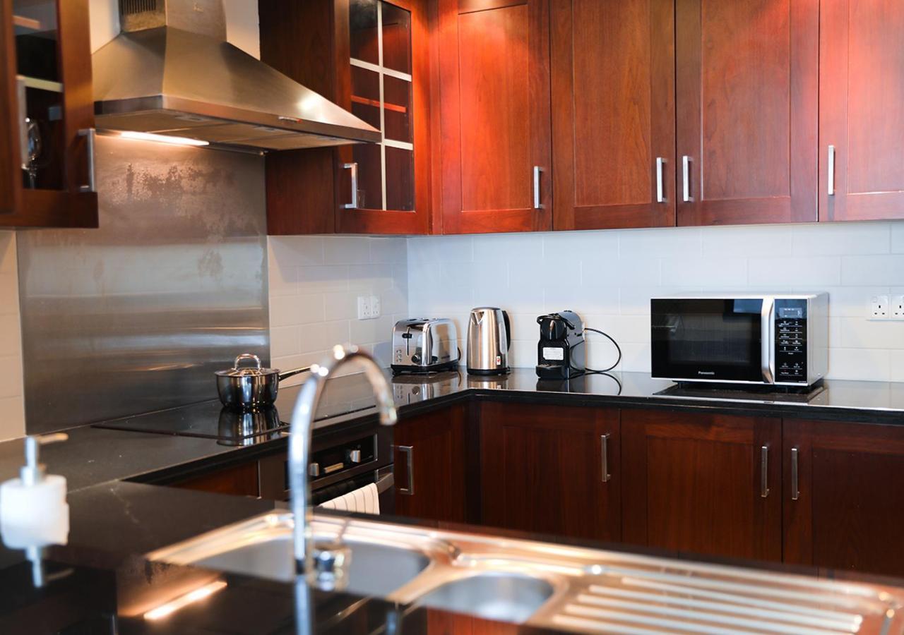 Nasma Luxury Stays - Fancy Apartment With Balcony Near Burj Khalifa Dubai Exteriör bild